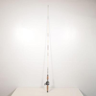 Zebco Fishing Rod w/ Zebco 600 Reel