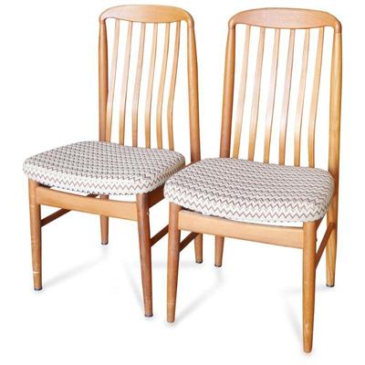 Set of 4 Scandinavian Modern Beech Dining Chairs