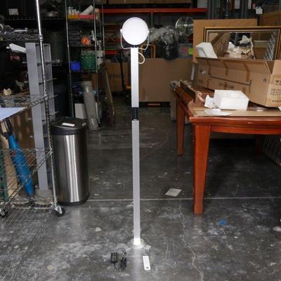 Kshioe LED Creative Floor Lamp
