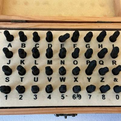 Letter & Number Typeset