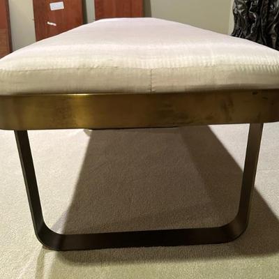Silk top long bench with brass quality base