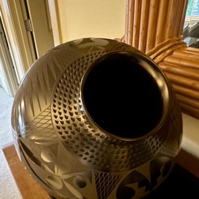 Black pottery vessel by Tomas Azuna