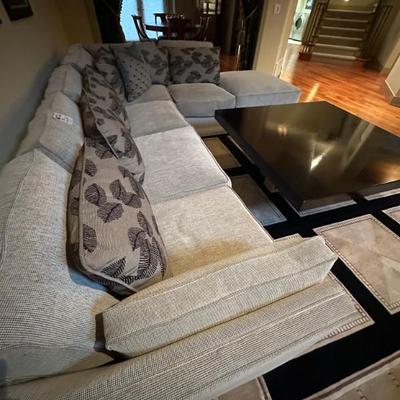 Large quality fabric L shaped sofa in great condition - clean no smells