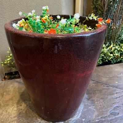 All outdoor pots available