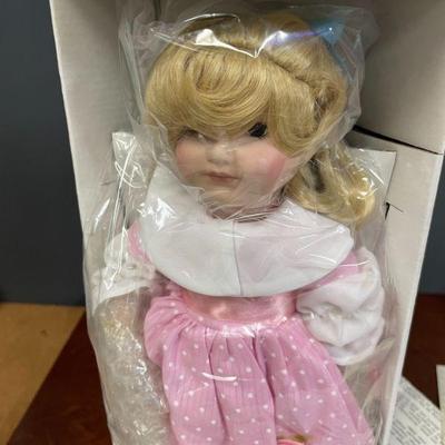 Franklin Mint Goldilocks