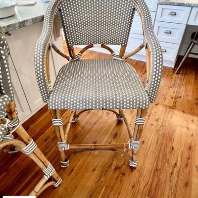 Set of resin wicker bar stools
