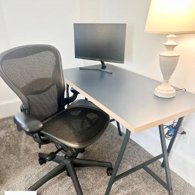 Desk with office chair 
