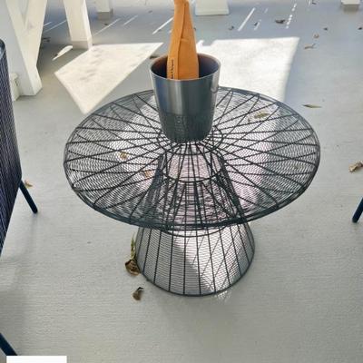 Wire patio table
