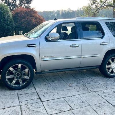 2007 Cadillac Escalade with about 104K miles 