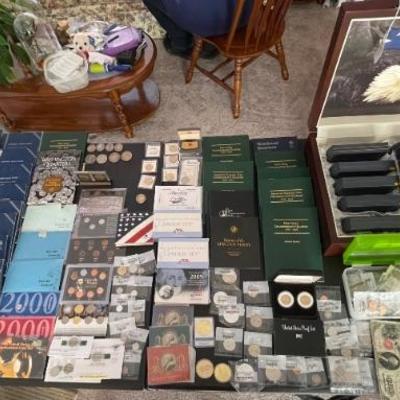 Coins, sets, individuals, gold