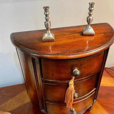 MINIATURE chest