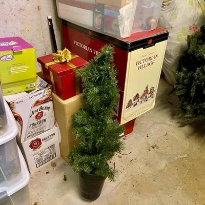 Hundred and hundreds of pieces of decor for Christmas!!!!!!