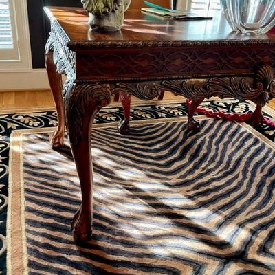 Macy's Furniture Store writing desk, like new. 
