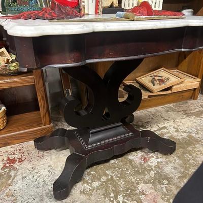 Empire table