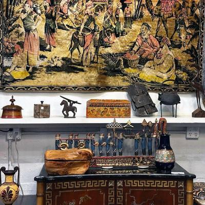 Please visit our showroom Dec 20-22 to purchase an item.