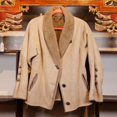 Please visit our showroom Dec 20-22 to purchase an item.