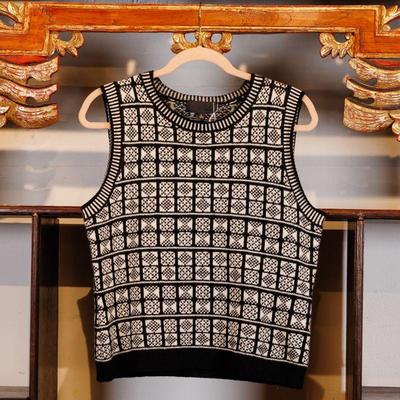 Please visit our showroom Dec 20-22 to purchase an item.