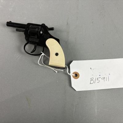 Lot 239 | Model 1960 .22 Cal Starter Pistol
