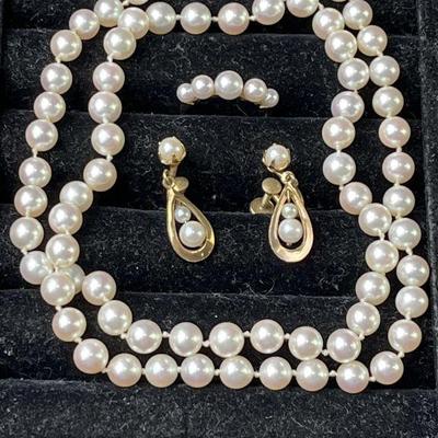 Lot 178 | 14K Gold Ring, Pearls With 14K Clasp & More
