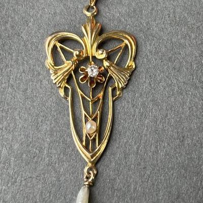 Lot 38 | 10K Gold Diamond & Pearl Art Nouveau Lavalier
