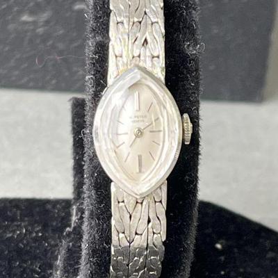 Lot 40 | Sterling Silver Geneve Watch
