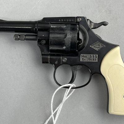 Lot 240 | Model 999 .22 Cal Starter Pistol
