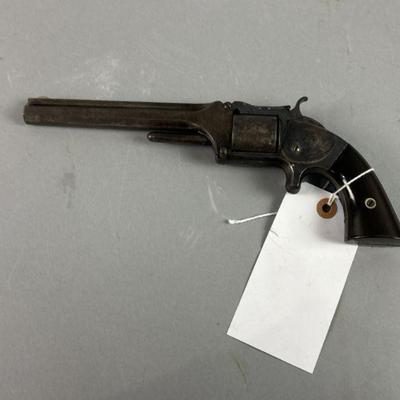 Lot 195 | Smith & Wesson Revolver 38 Cal
