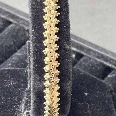 Lot 41 | 14K Gold Bracelet
