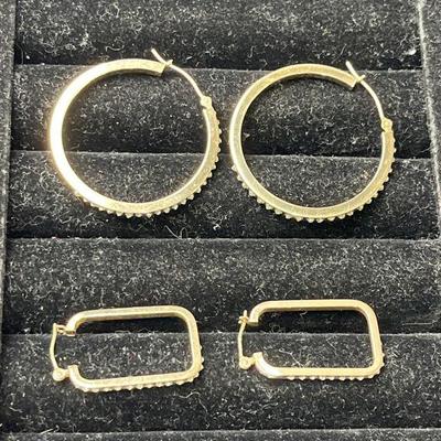 Lot 140 | 2 Pairs of 14K Gold Hoops
