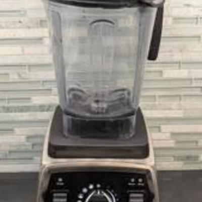Vitamix Professional Series 750 Blender.