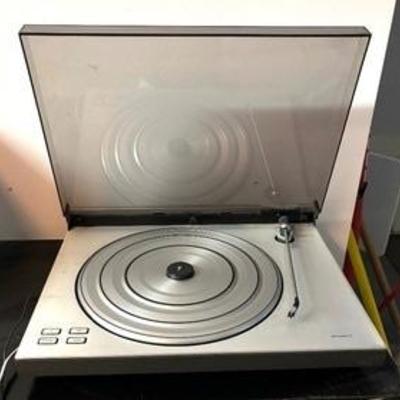 Bang & Olufsen Turntable 