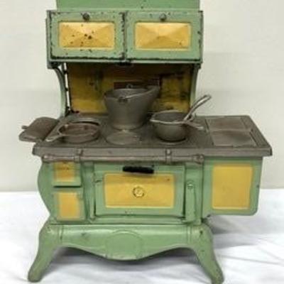 Vintage Admiral Toy Cast Iron Stove 