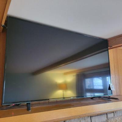 60" LG TV