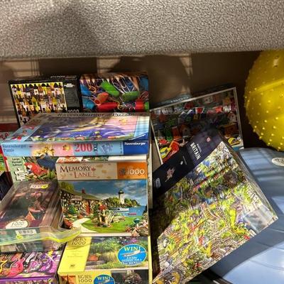 Kids puzzles. 