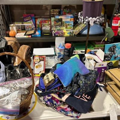 Various hand bags.