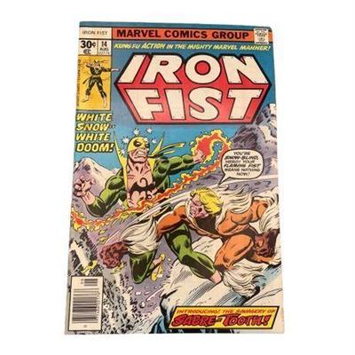 Lot 001  
Marvel Iron Fist #14 White Pages 1st Appearance Sabretooth Newsstand Issue