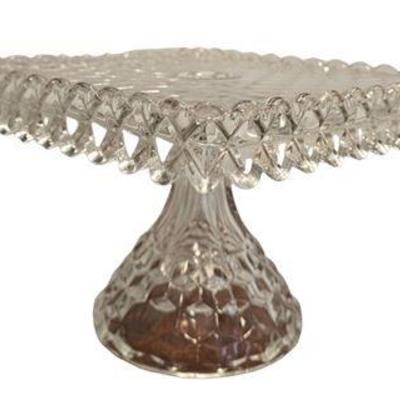 Lot 089  
Vintage Fostoria Crystal Square Plate Cake Stand