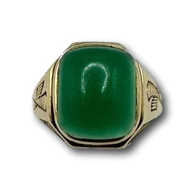Bid at: https://www.liveauctioneers.com/auctioneer/8187/meadow-lane-auctions/