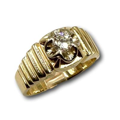 Bid at: https://www.liveauctioneers.com/auctioneer/8187/meadow-lane-auctions/