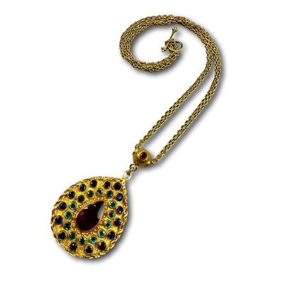 Bid at: https://www.liveauctioneers.com/auctioneer/8187/meadow-lane-auctions/