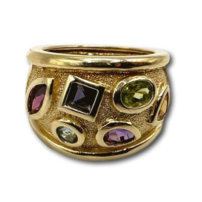Bid at: https://www.liveauctioneers.com/auctioneer/8187/meadow-lane-auctions/