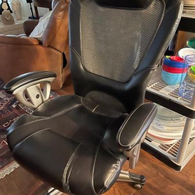 Office chair 