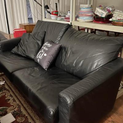 Couch set 