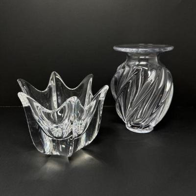 ﻿Textured Crystal Duo:Crystal  Art Vase w/ Twisted Design & Tulip Bowl	