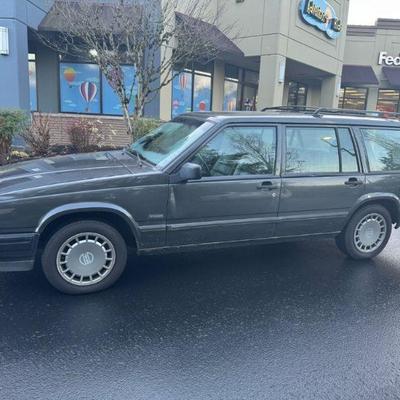 1991 Volvo 745SW Wagon - Dark Gray	