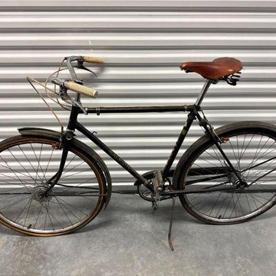Classic Raleigh Road Bike w/ Brooks Saddle	