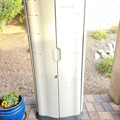 Rubbermaid Outdoor Shed