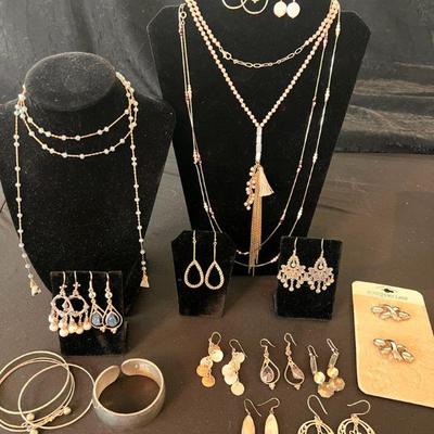 Ot43 assortment of silver pastel costume jewelry
