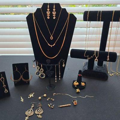 Ot46 a touch of gold tone)