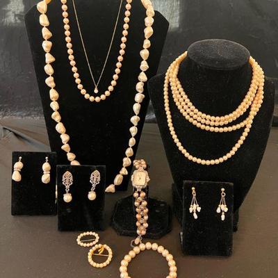 Ot29v assorted pearls